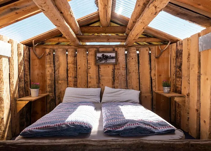 Tgamon Somtgant Mit Glasdach 招待所